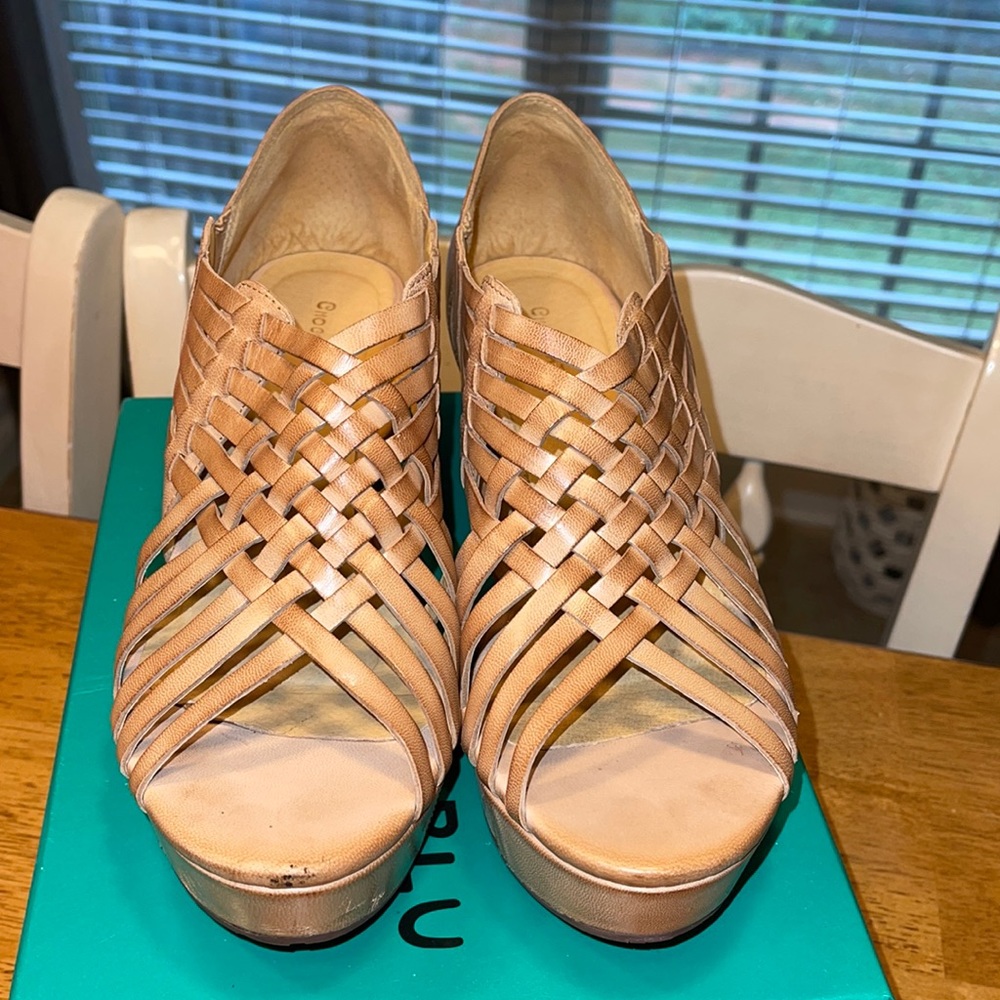 Chocolat Blu Antigua Sandal’s Size 10